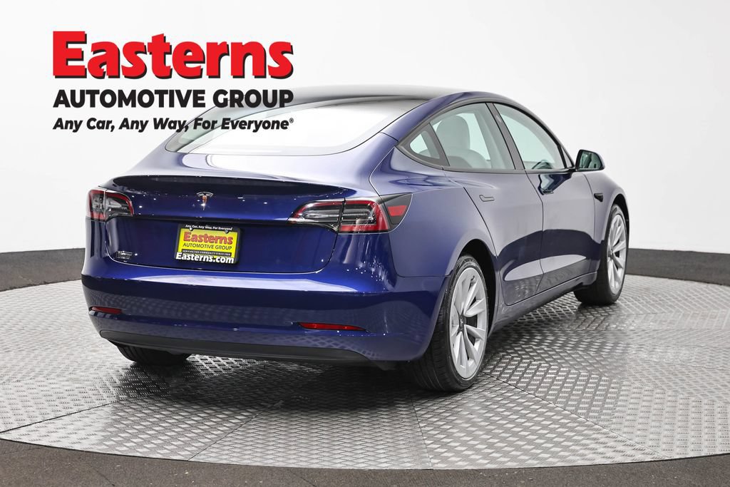 Used 2023 Tesla Model 3 Standard Range RWD image 5