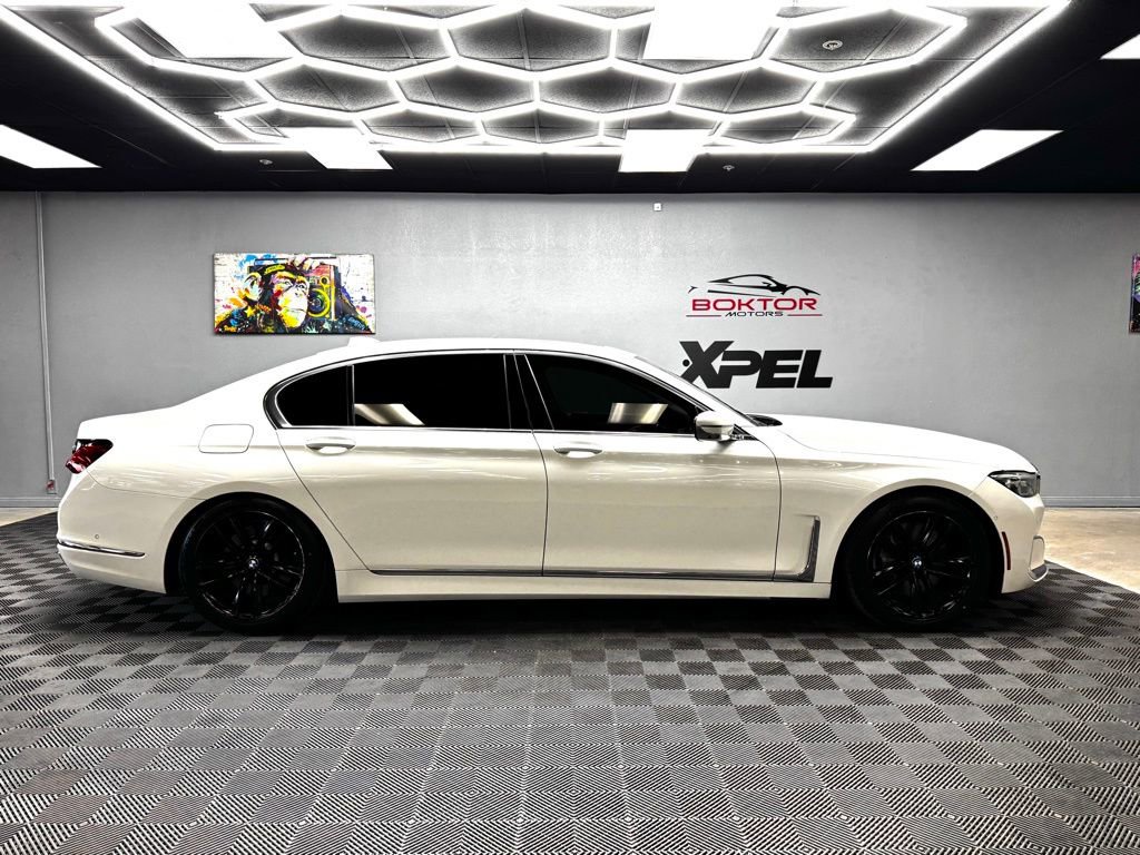 Used 2021 BMW 750i xDrive image 16