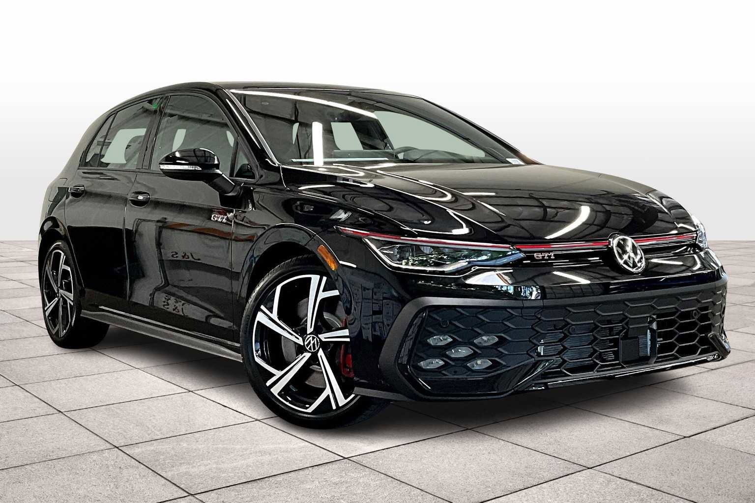 New 2025 Volkswagen GTI SE image 2