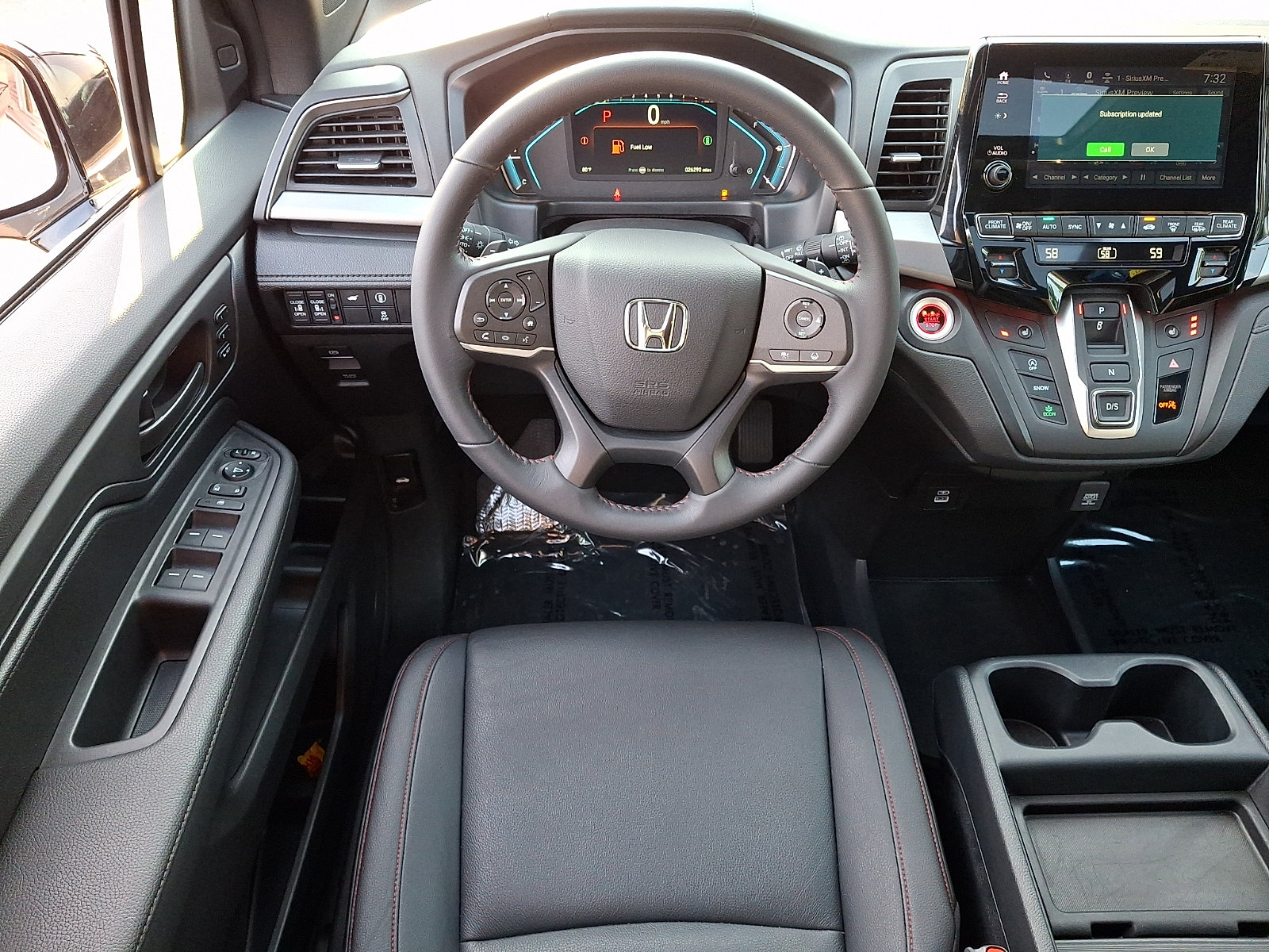 Used 2024 Honda Odyssey Sport image 12