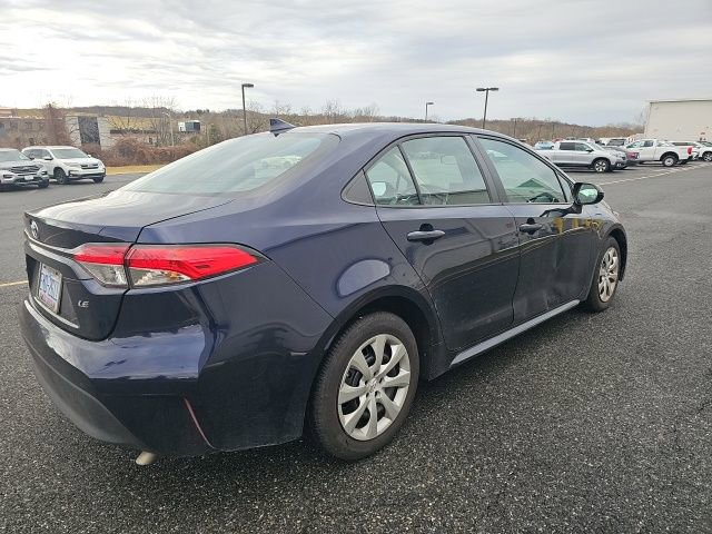 Used 2023 Toyota Corolla LE image 7