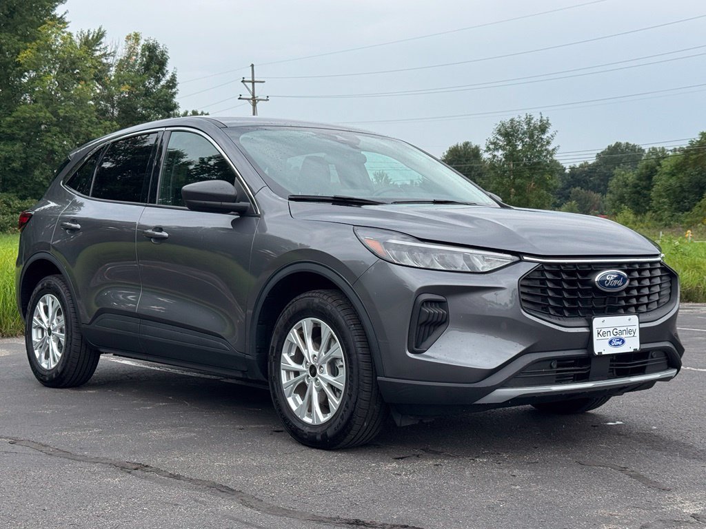 Certified 2023 Ford Escape Active AWD/4WD image 6
