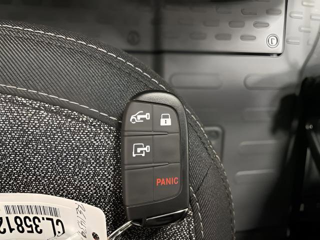 New 2024 RAM ProMaster 3500 w/ Convenience Group image 30