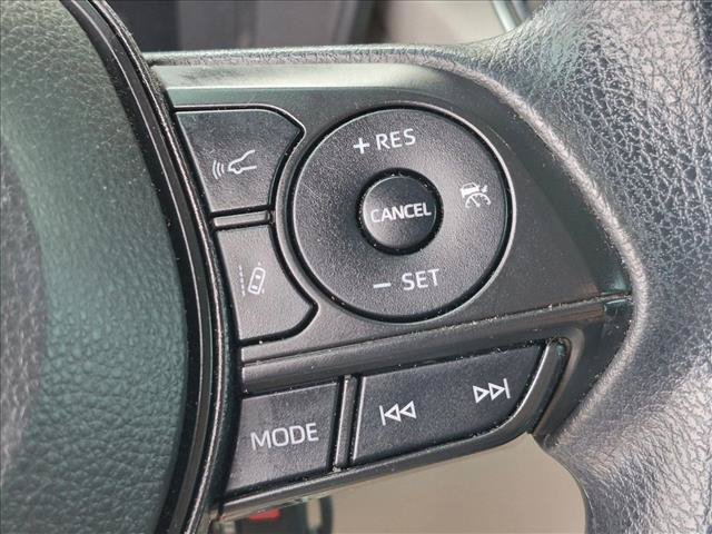 Used 2022 Toyota Corolla Cross L FWD image 12