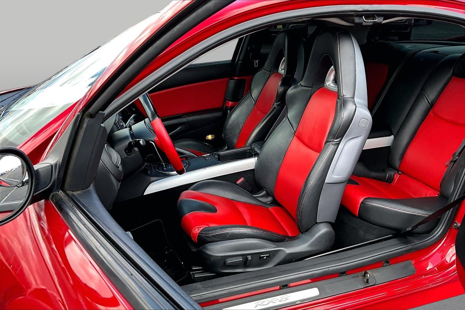 Used 2004 MAZDA RX-8 w/ AT Grand Touring Pkg RWD image 24