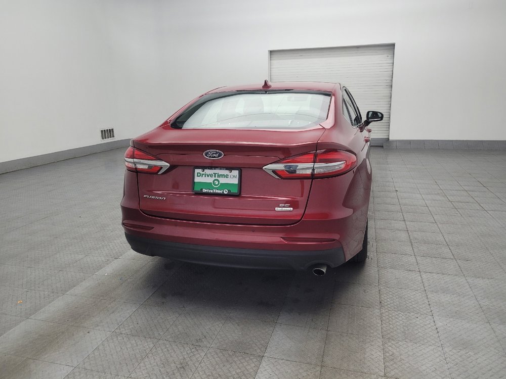 Used 2019 Ford Fusion SE FWD image 7