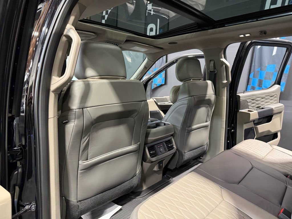 Used 2025 Ford F250 Platinum w/ Platinum Plus Package image 28