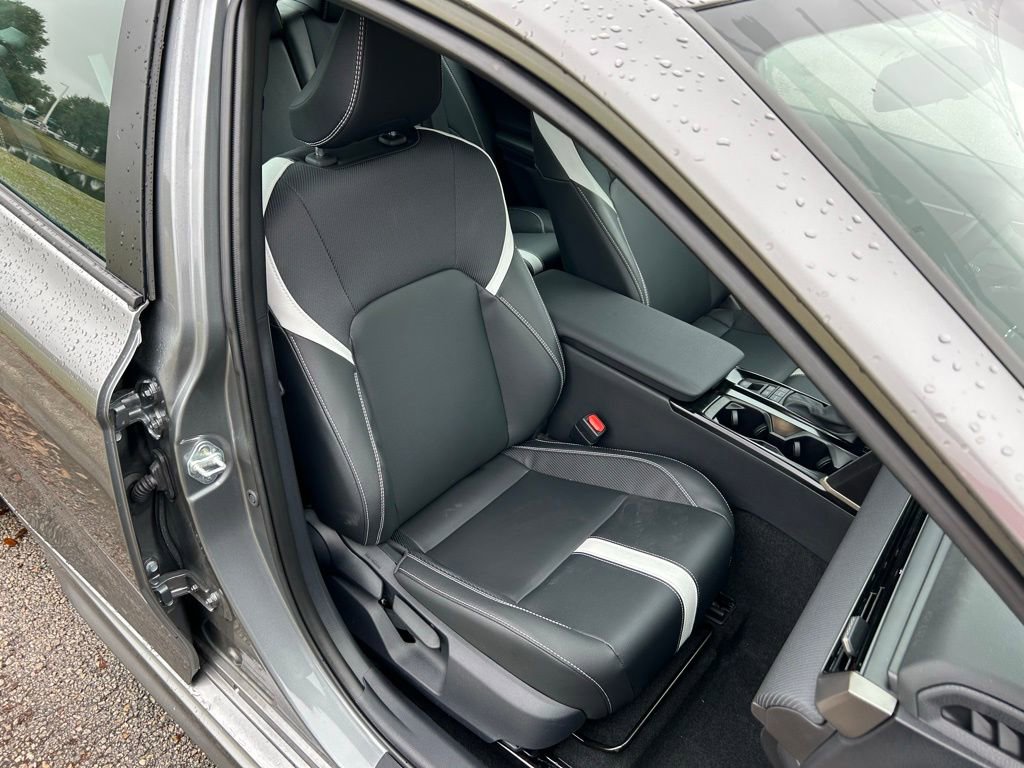 Certified 2025 Toyota Camry SE image 15