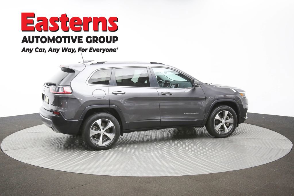 Used 2021 Jeep Cherokee Limited image 40