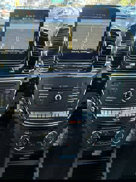 Used 2018 Mercedes-Benz GLS 550 4MATIC image 13