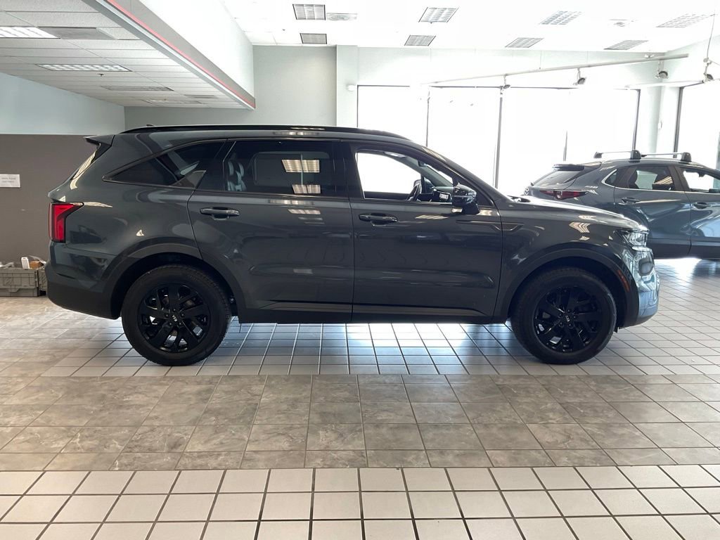 Used 2021 Kia Sorento S image 6