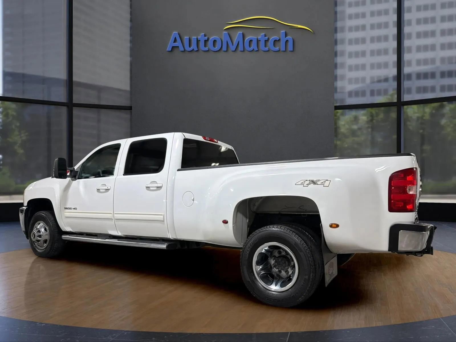 Used 2011 Chevrolet Silverado 3500 LTZ w/ LTZ Plus Package AWD/4WD image 7