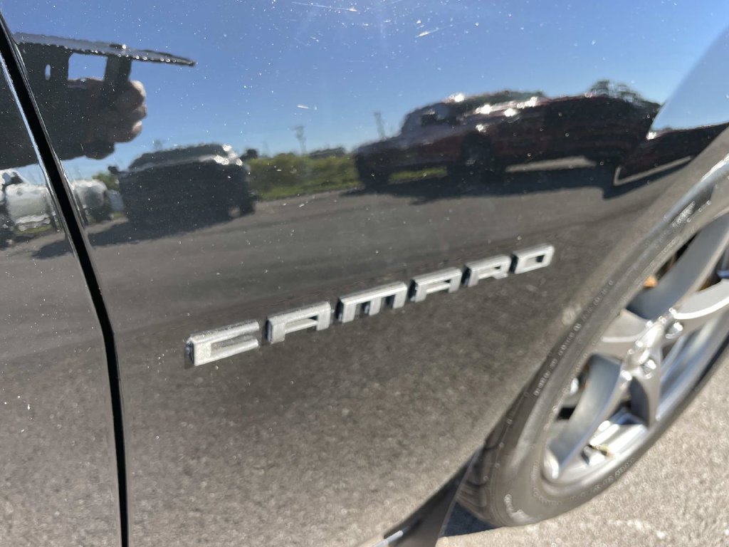 Used 2015 Chevrolet Camaro LS RWD image 30