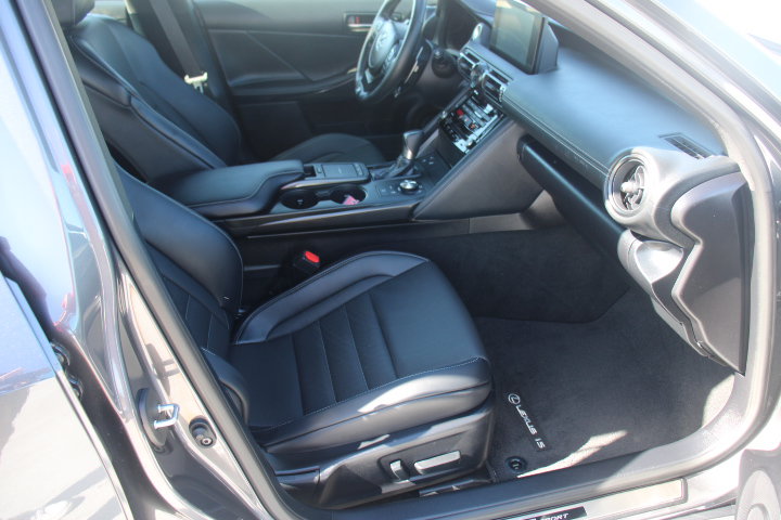 Used 2025 Lexus IS 350 F Sport RWD image 19