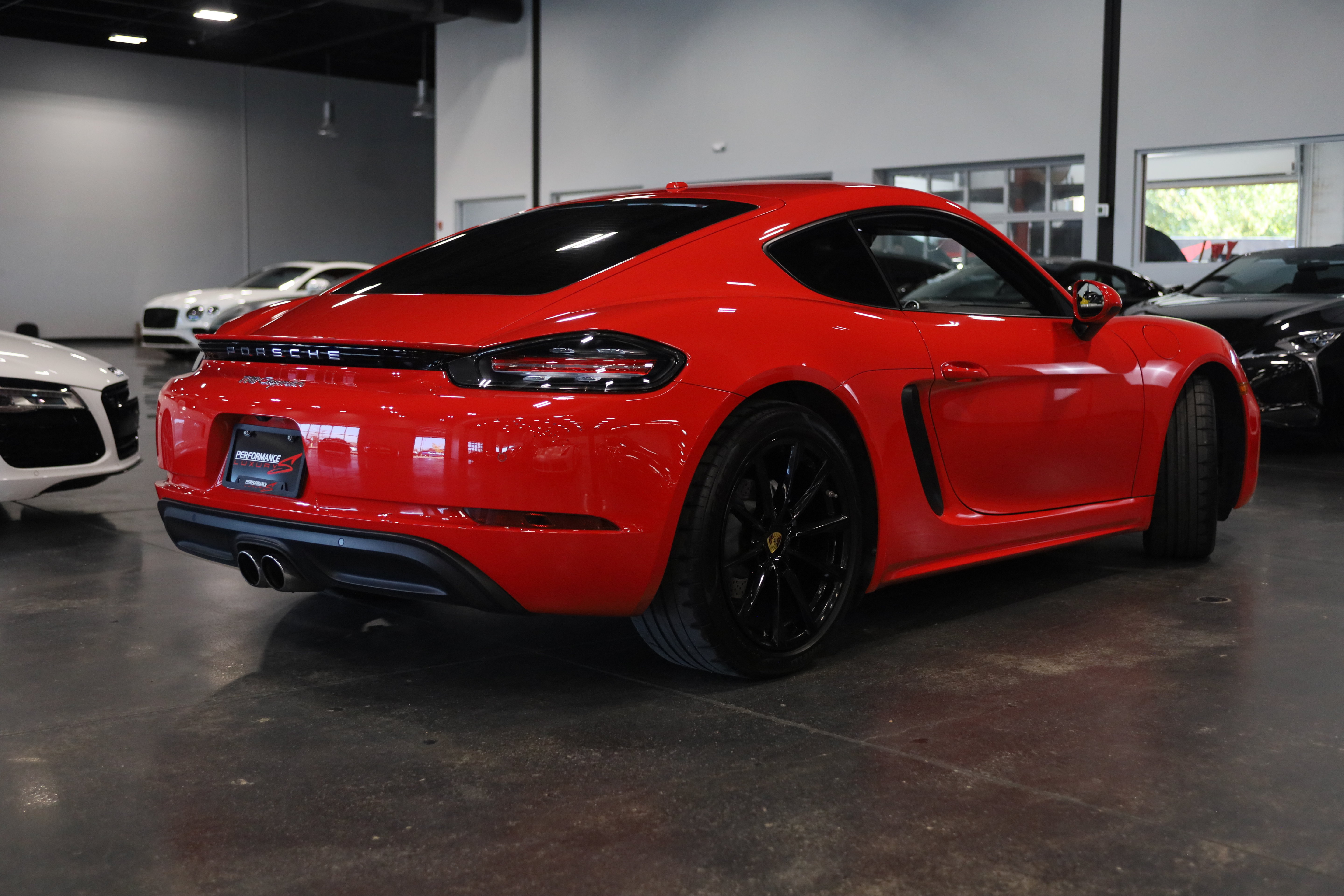 Used 2018 Porsche 718 Cayman RWD image 6