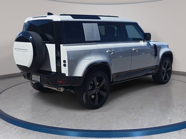 New 2026 Land Rover Defender 110 X-Dynamic SE AWD/4WD image 5