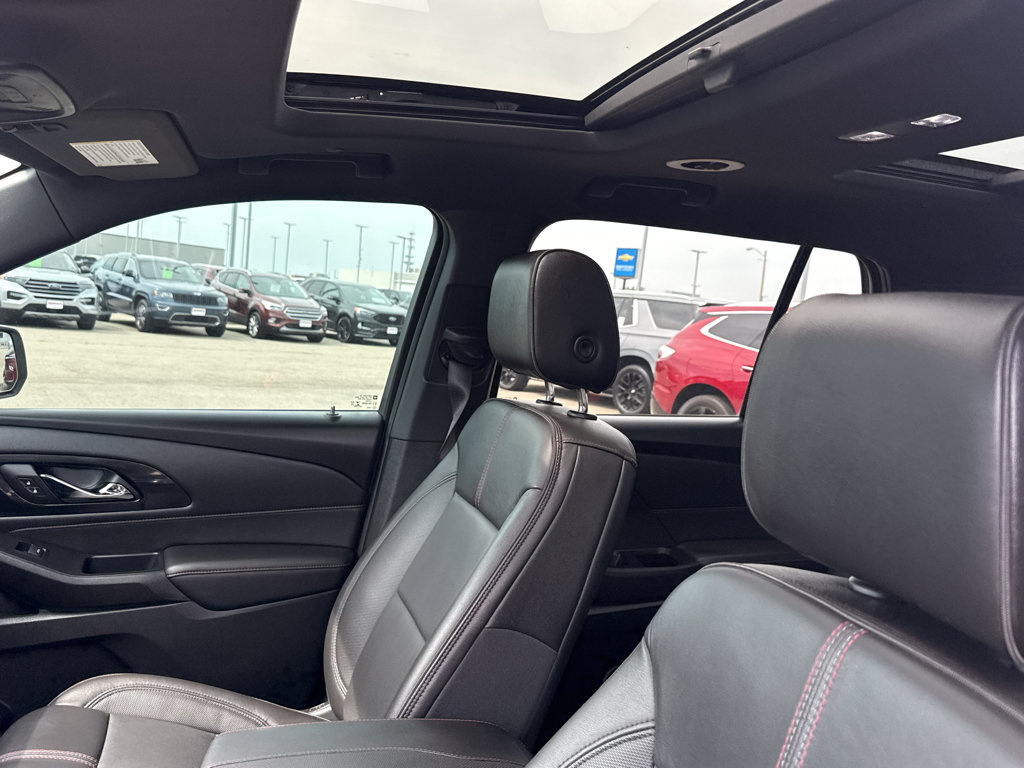 Used 2022 Chevrolet Traverse RS AWD/4WD image 28
