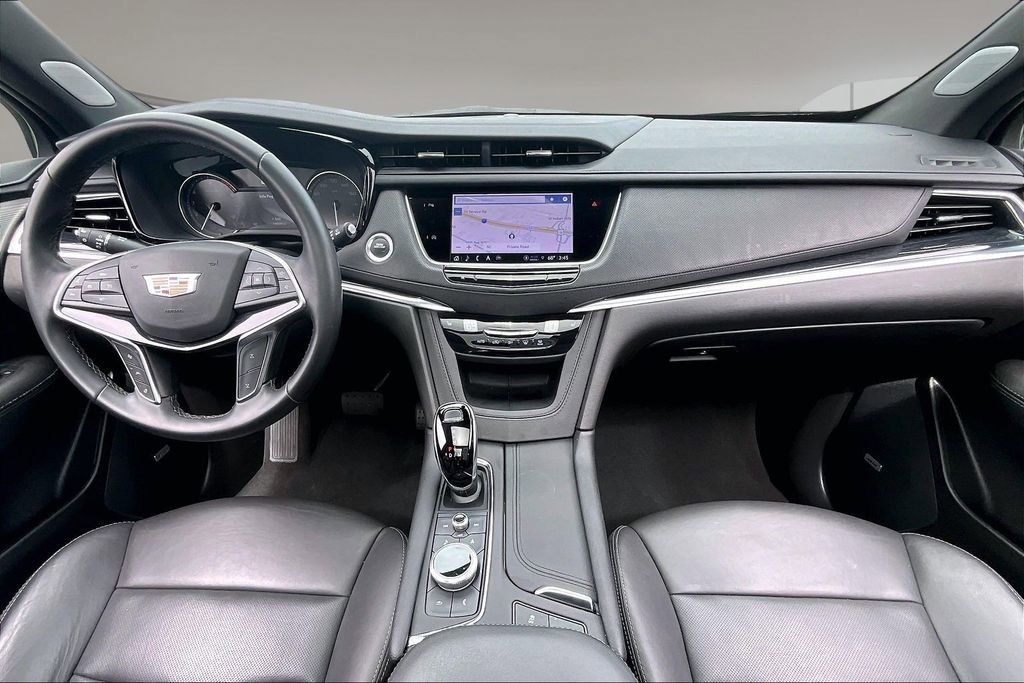 Certified 2025 Cadillac XT5 Premium Luxury FWD image 15