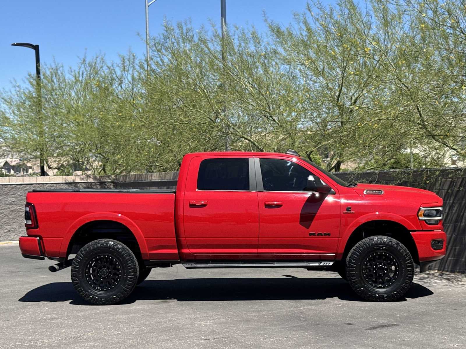 Used 2021 RAM 2500 Laramie AWD/4WD image 9