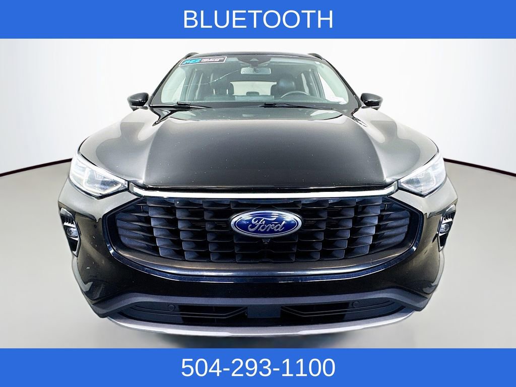 Used 2023 Ford Escape Platinum FWD image 3