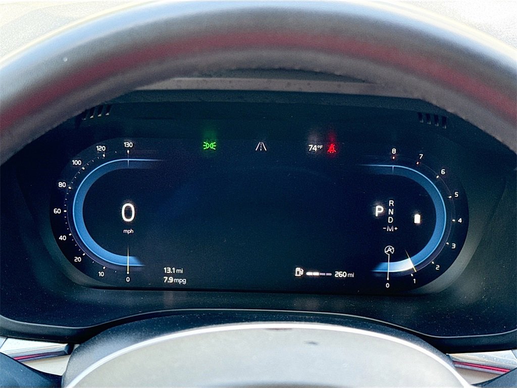 Used 2022 Volvo XC60 B5 Momentum image 13