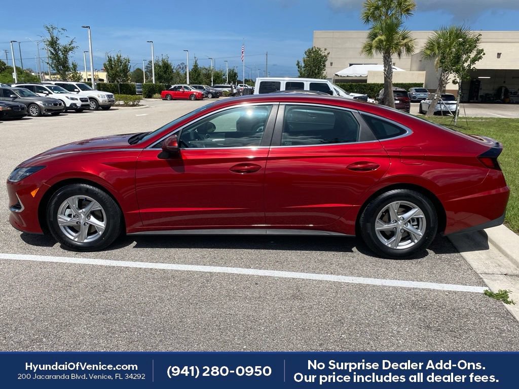 Certified 2023 Hyundai Sonata SE w/ Cargo Package FWD image 37