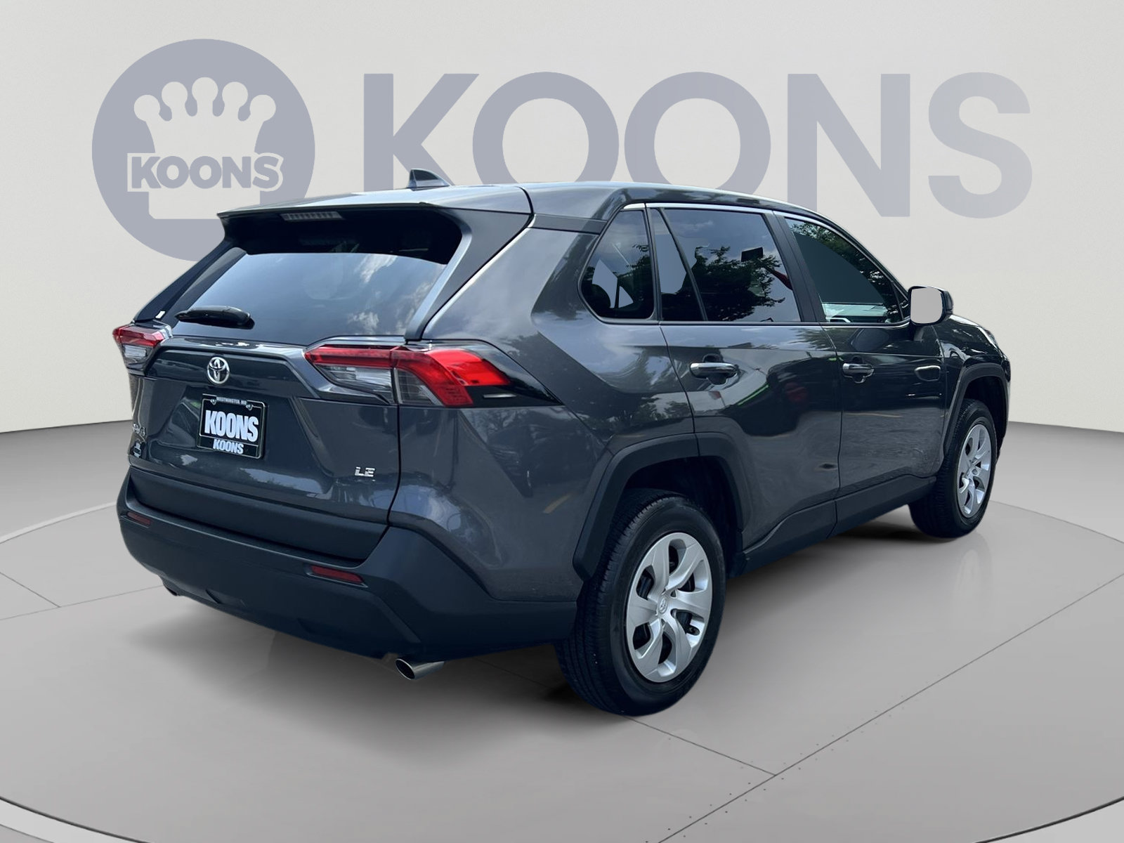 Used 2023 Toyota RAV4 LE FWD image 7