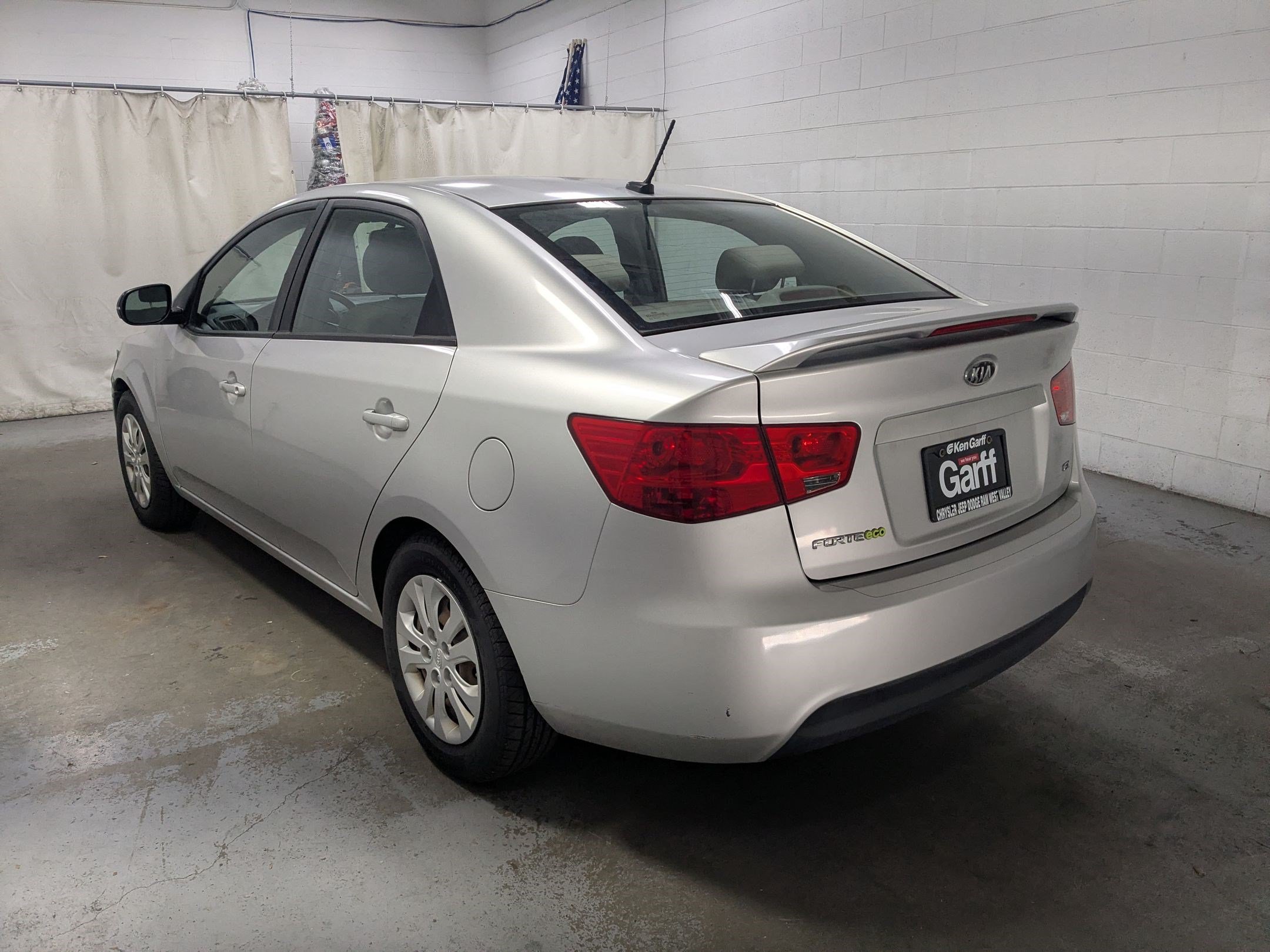Used 2013 Kia Forte EX w/ Fuel Economy Pkg FWD image 9