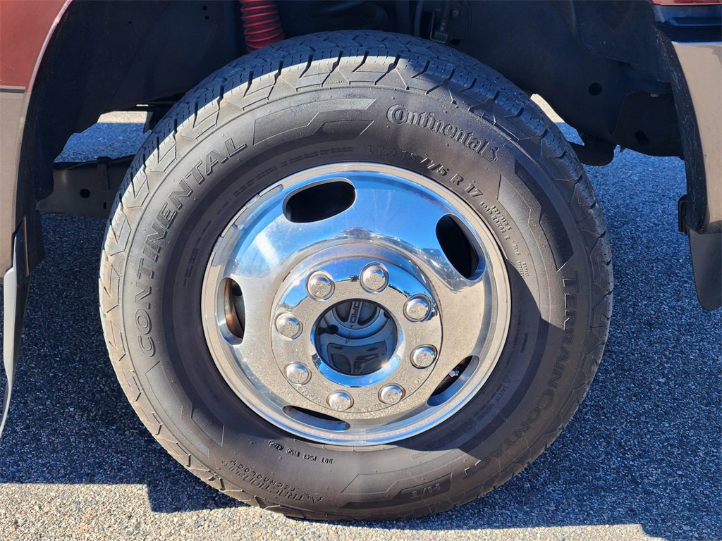 Used 2016 Ford F350 King Ranch w/ King Ranch w/Chrome Package image 6