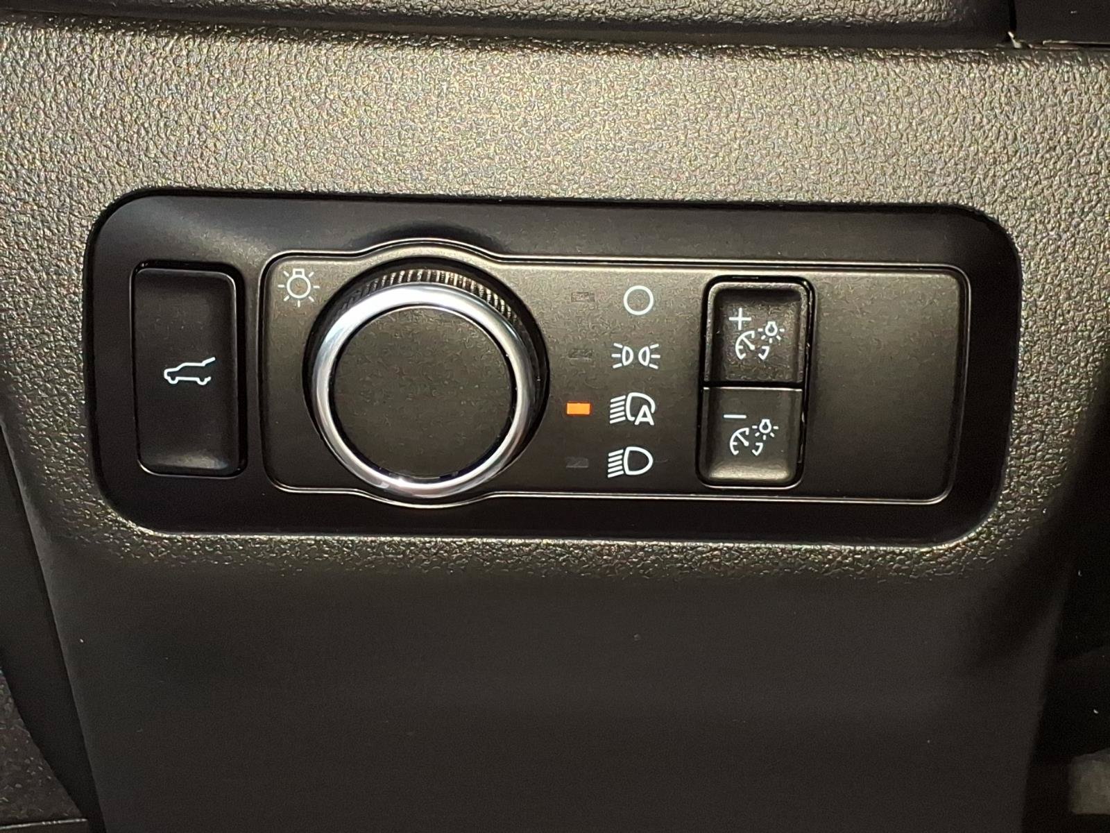 Used 2023 Ford Escape Active AWD/4WD image 16