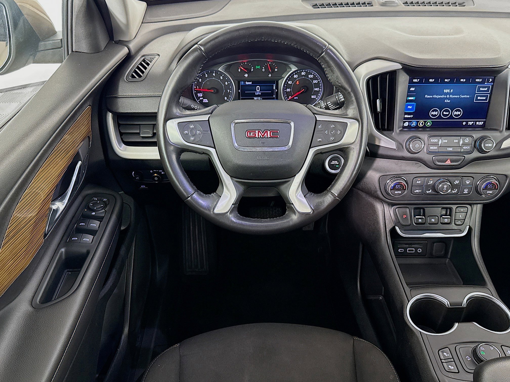 Used 2018 GMC Terrain SLE w/ Driver Convenience Package image 16