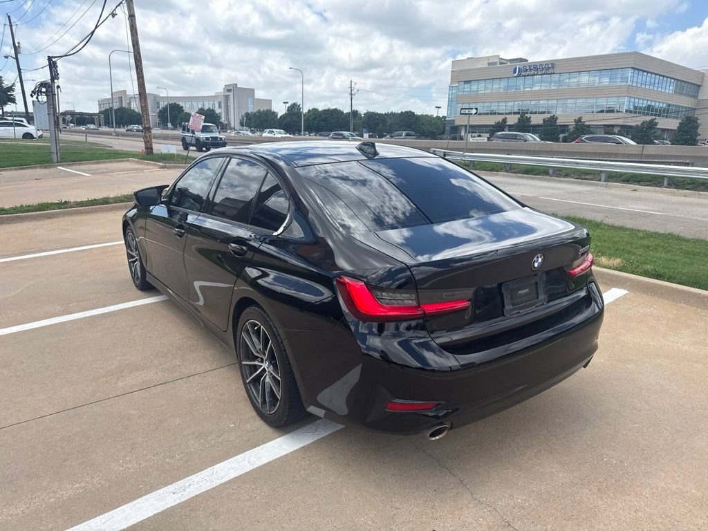 Used 2020 BMW 330i Sedan w/ Convenience Package RWD image 11