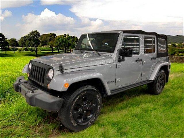 Used 2015 Jeep Wrangler Unlimited Sahara w/ Dual Top Group