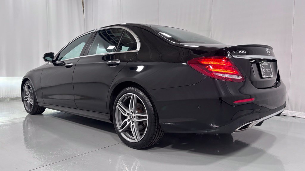 Used 2019 Mercedes-Benz E 300 4MATIC image 8