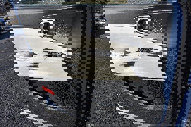 New 2025 Kia Sorento S w/ Panoramic Sunroof Package image 30