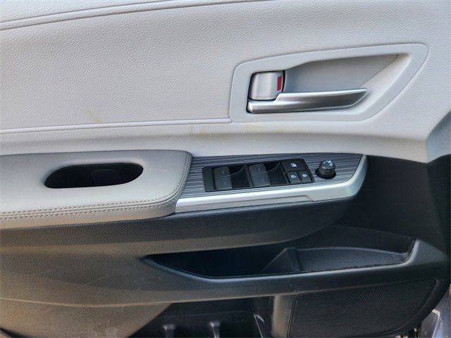 Certified 2025 Toyota Sienna XLE image 22