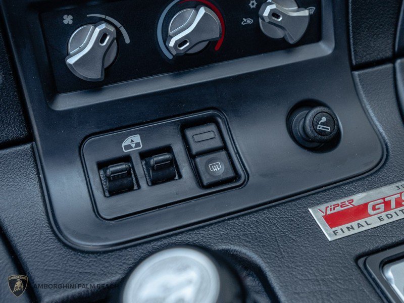 Used 2002 Dodge Viper GTS RWD image 23