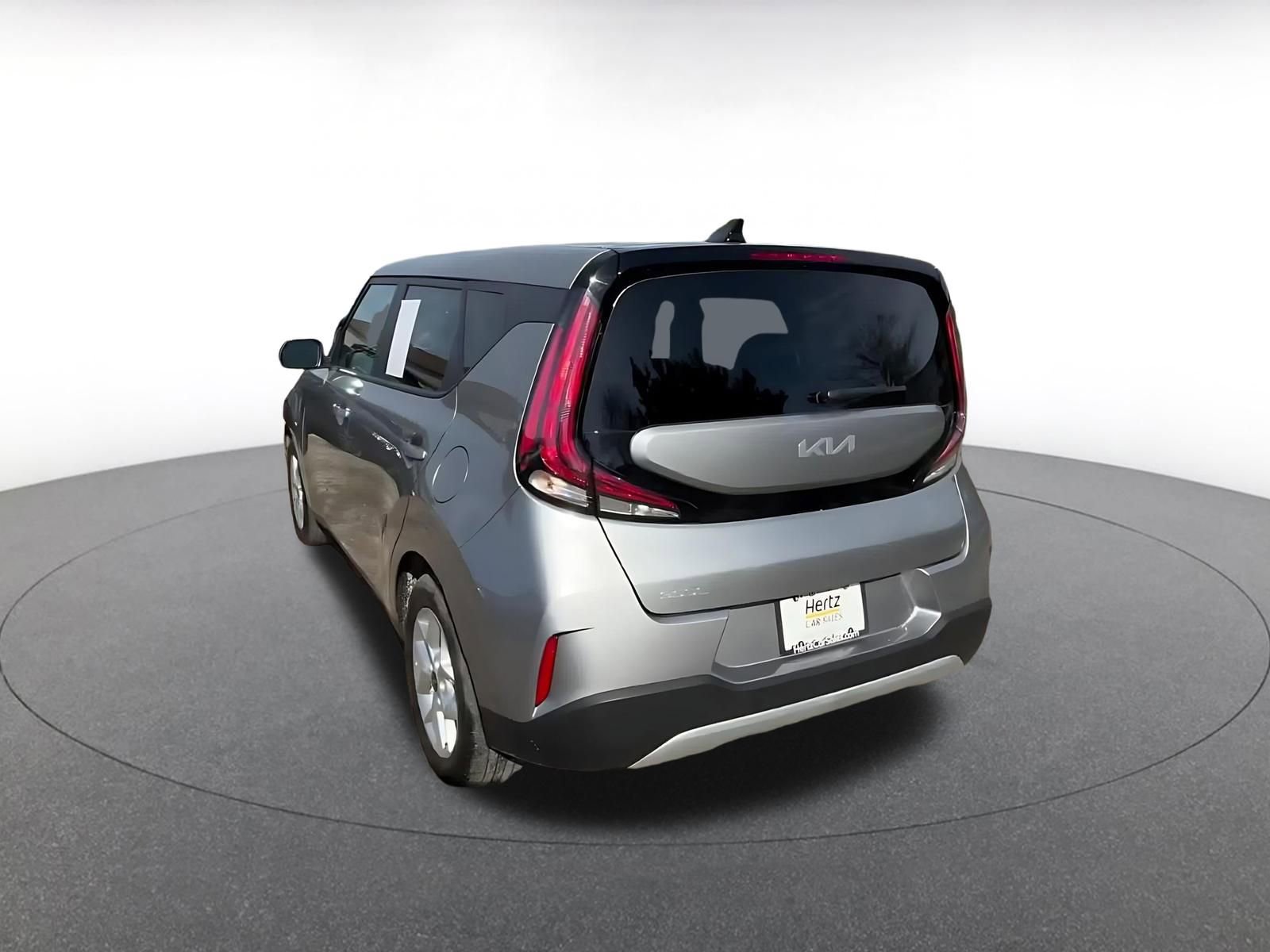 Used 2025 Kia Soul LX w/ LX Technology Package image 11