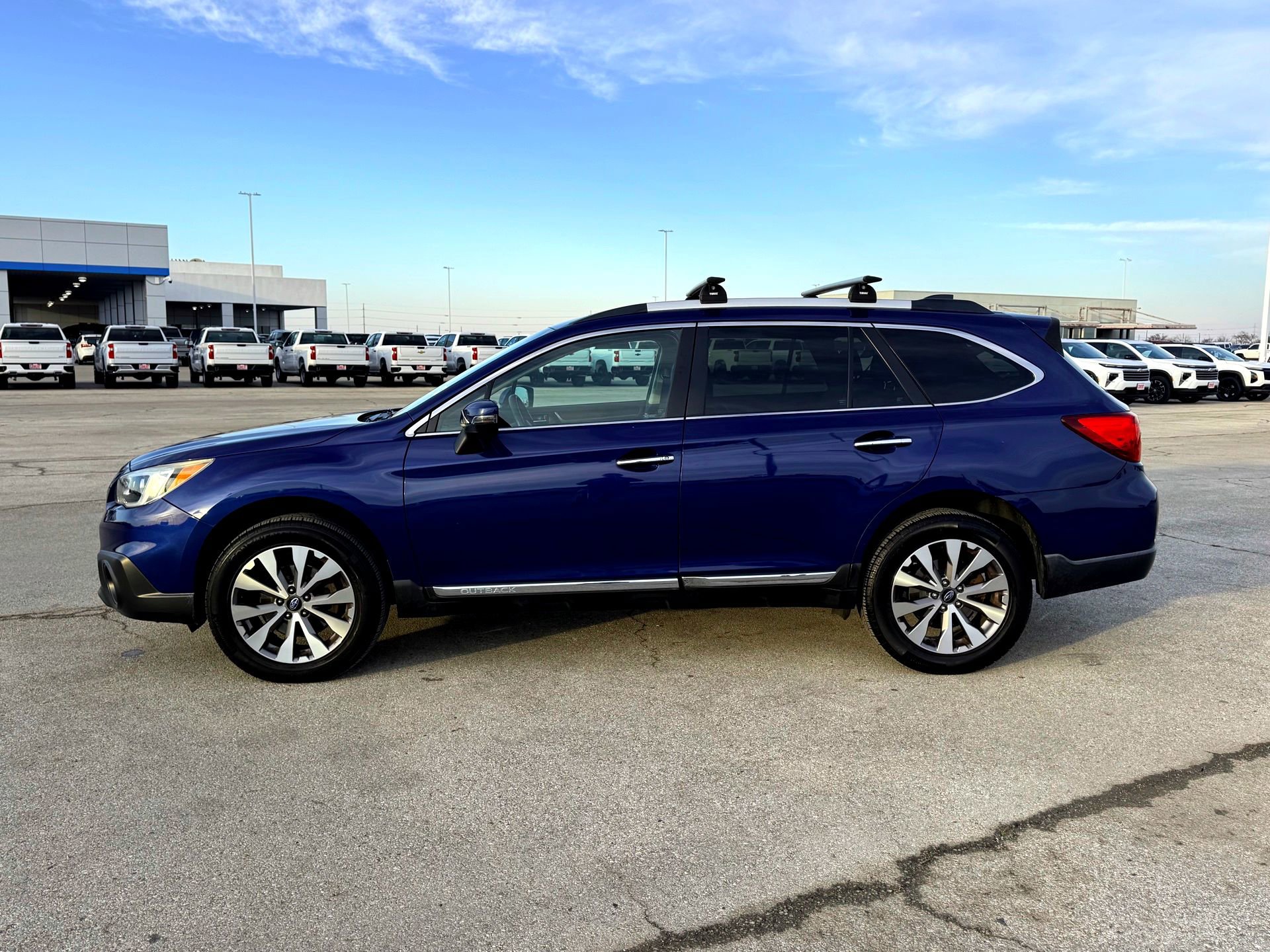 Used 2017 Subaru Outback 3.6R Touring image 10