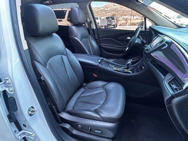 Used 2018 Buick Envision Essence FWD image 46