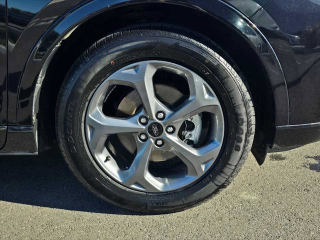 Used 2024 Ford Escape ST-Line image 9