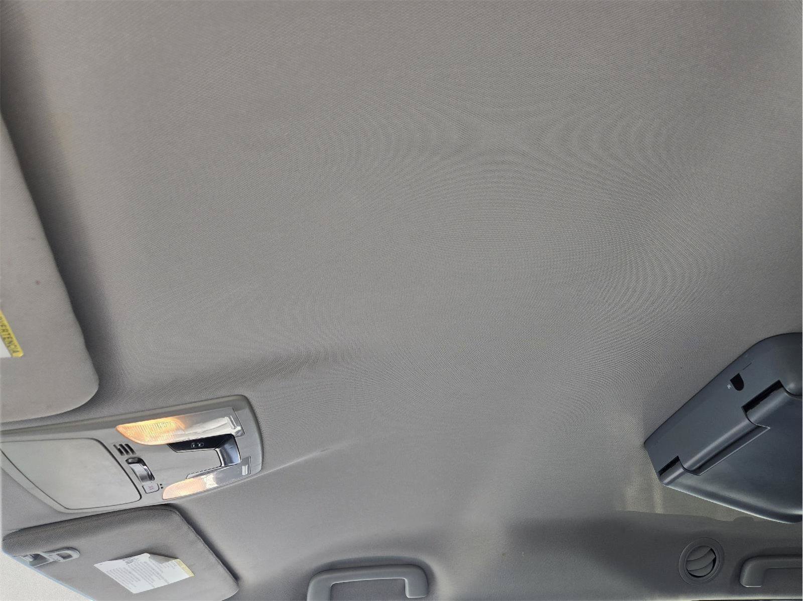Used 2018 Toyota Sienna LE FWD image 22