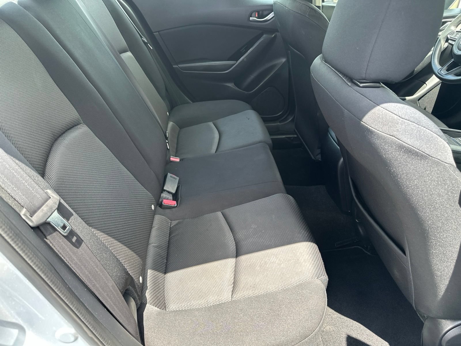 Used 2017 MAZDA MAZDA3 Sport FWD image 13