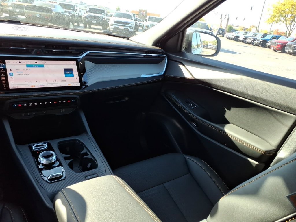 New 2026 Jeep Cherokee Overland AWD/4WD image 14