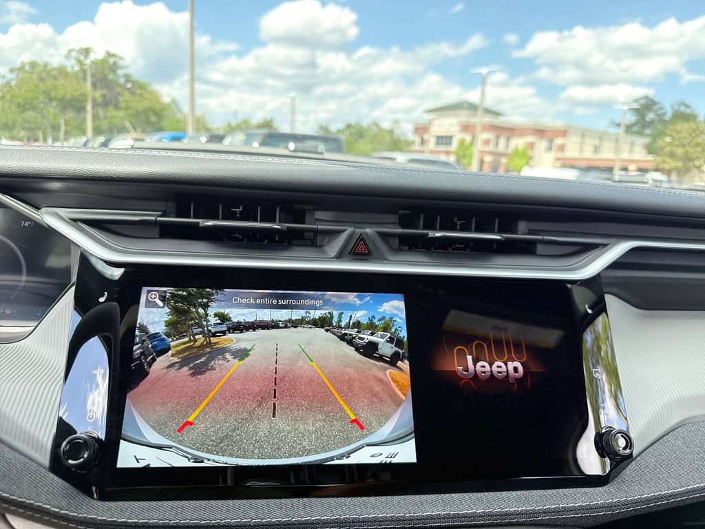 New 2026 Jeep Cherokee Laredo AWD/4WD image 21