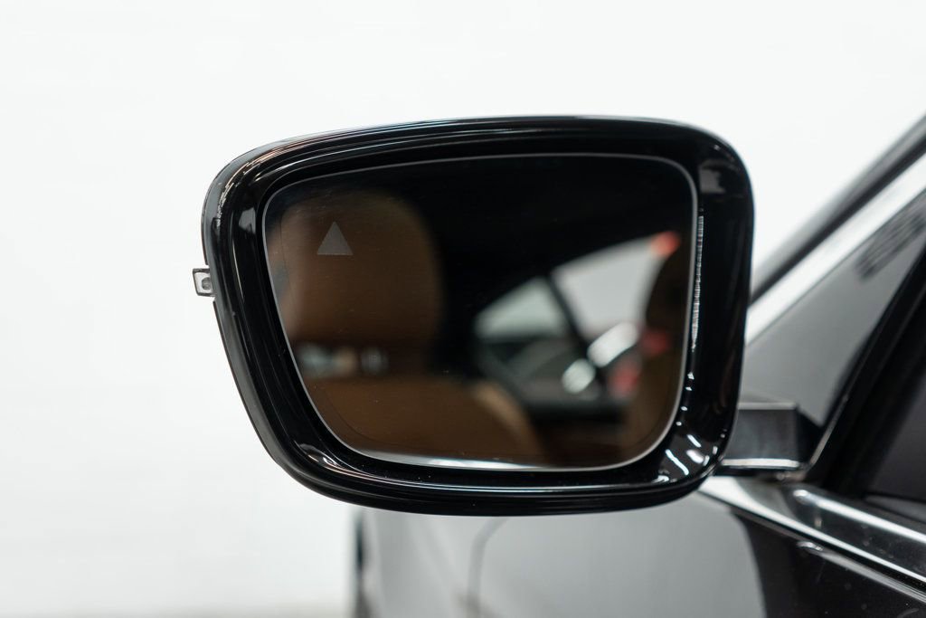 Used 2022 BMW 530i xDrive w/ Premium Package image 49