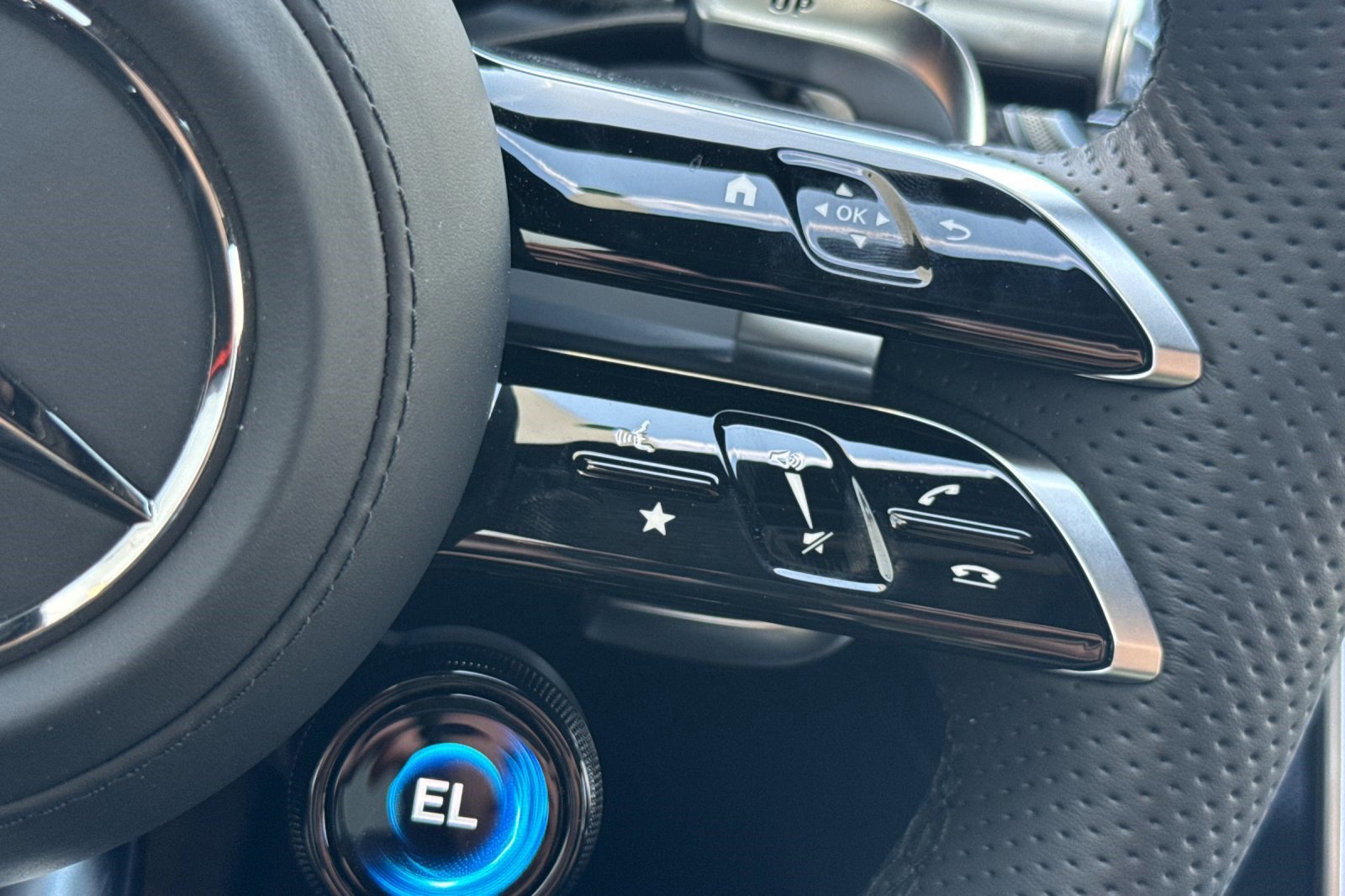 New 2026 Mercedes-Benz S 63 AMG S image 32