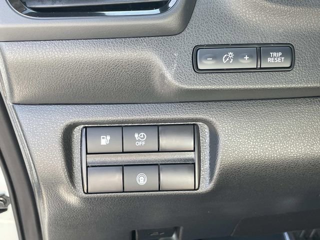 Certified 2023 Nissan Leaf S image 18