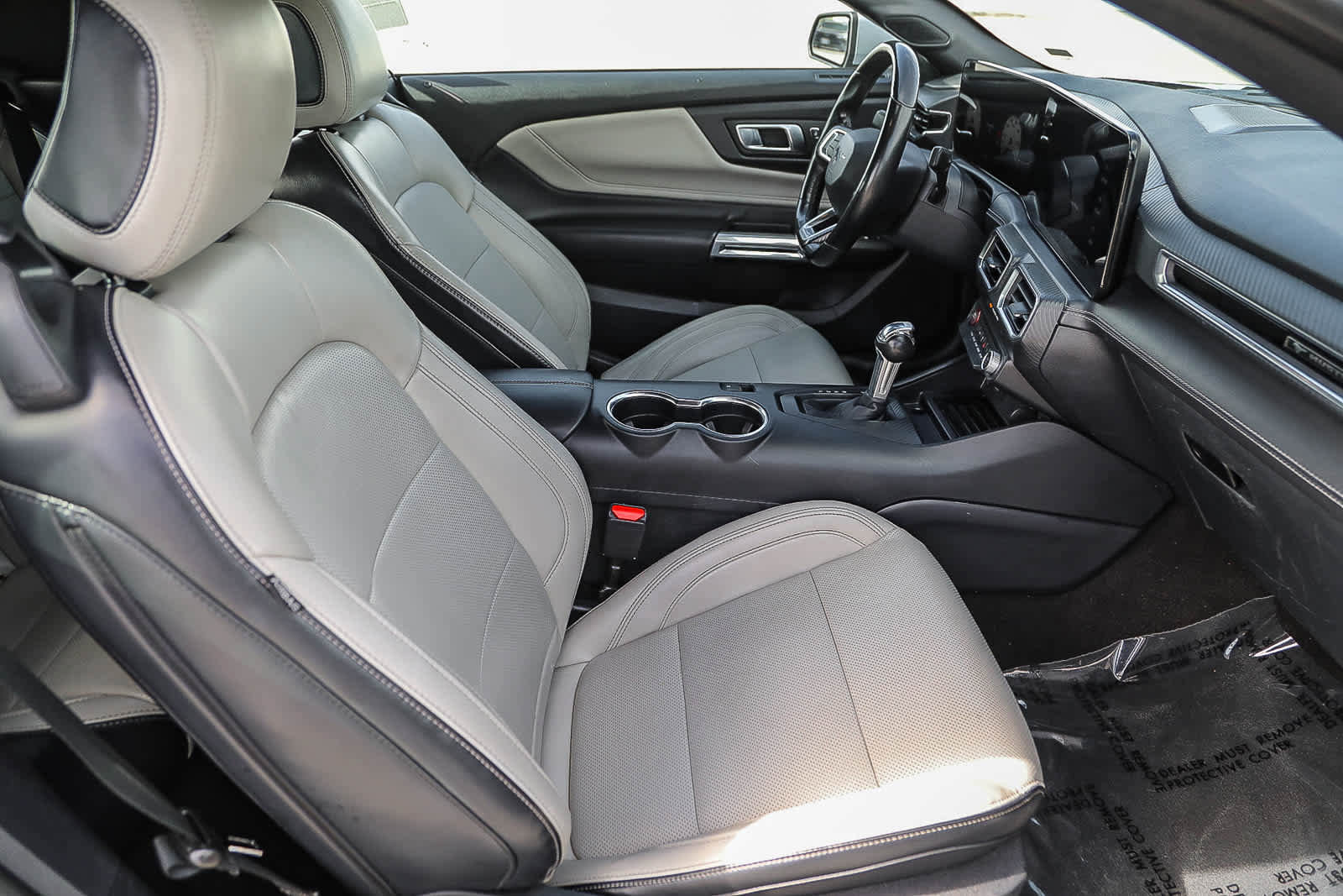 Used 2024 Ford Mustang Premium image 17