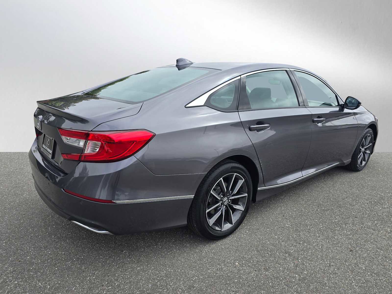 Used 2021 Honda Accord EX-L image 3